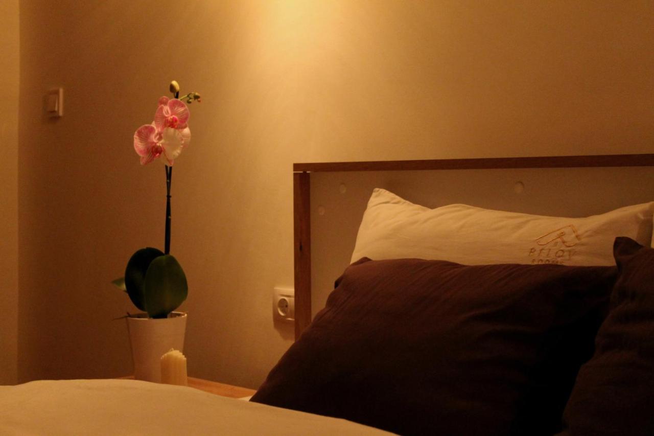 Belov Rooms And Apartments Demir Kapı Dış mekan fotoğraf