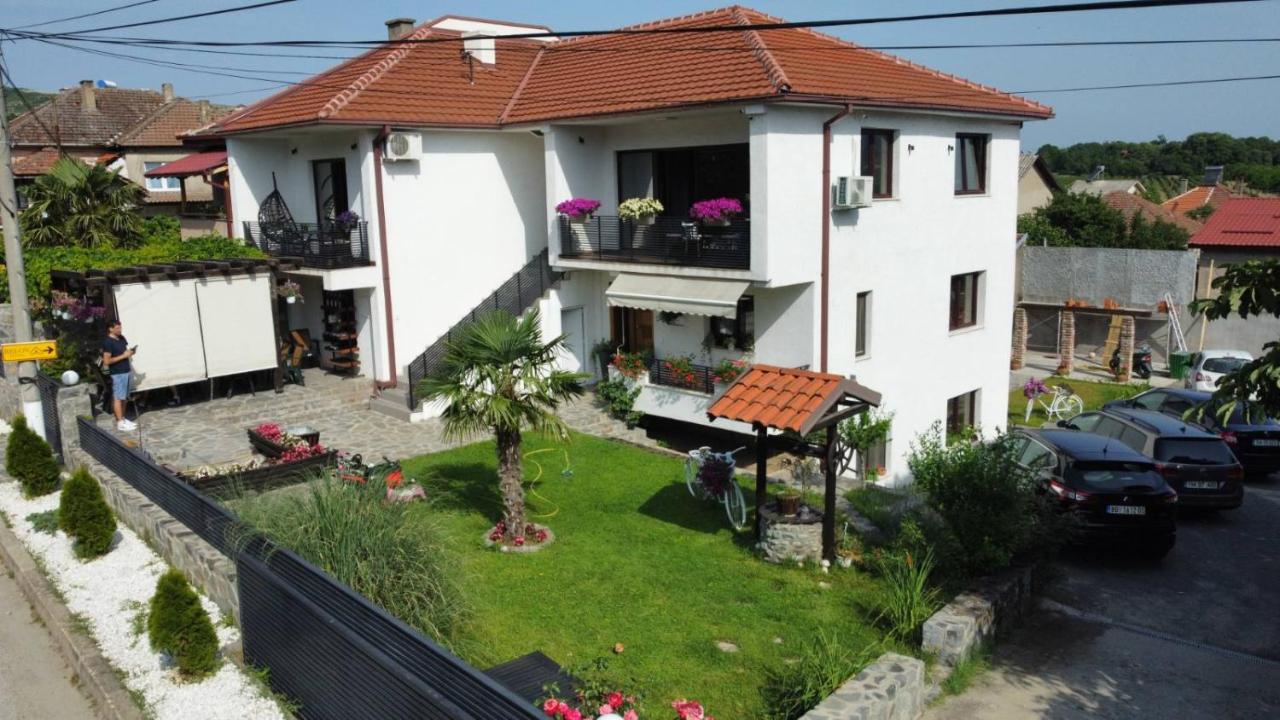 Belov Rooms And Apartments Demir Kapı Dış mekan fotoğraf